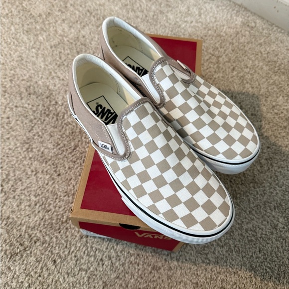 Vans Beige and White Checkered Slip-Ons - Picture 2 of 4